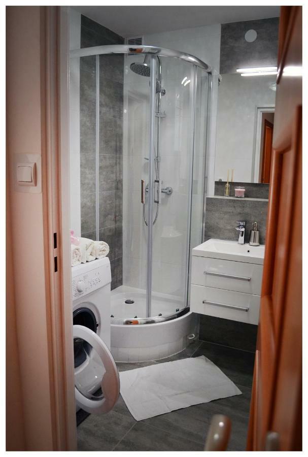 Color24 Apartament Stalowa Wola Esterno foto